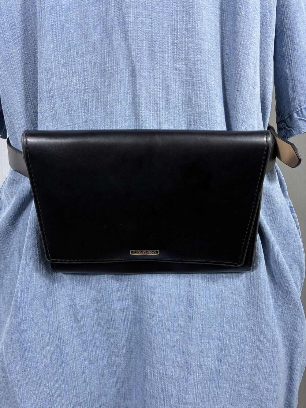 Calvin Klein Womens Fanny Pack/ Belt Bag Black Belt Size 2X-3X adjustable